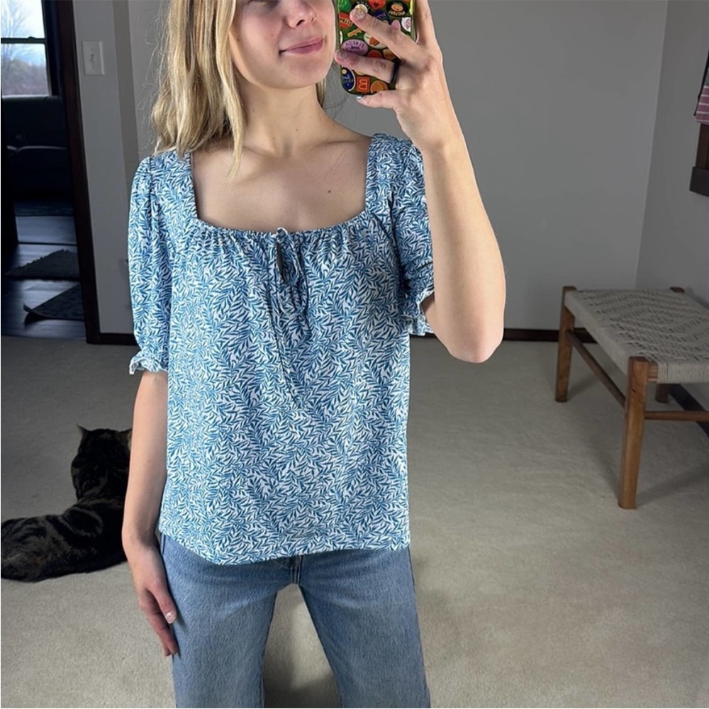 Melloday: Floral Square Neck Top